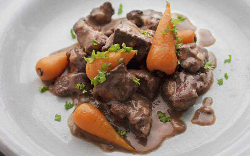 Braised venison with carrots